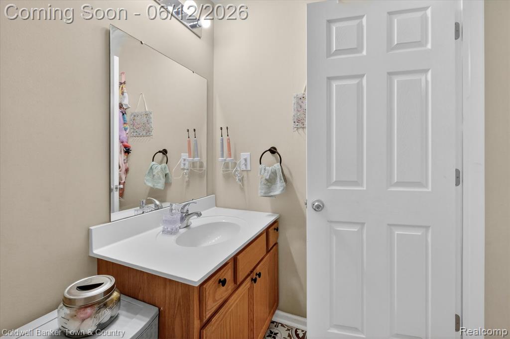 8604 Swartz River Drive, Fowlerville, MI 48836 — Photo 32