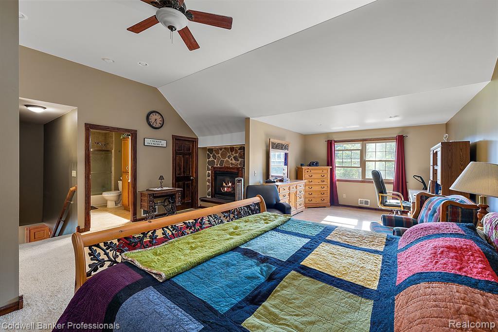 6099 SIMMONS Trail, North Branch, MI 48461 — Photo 38