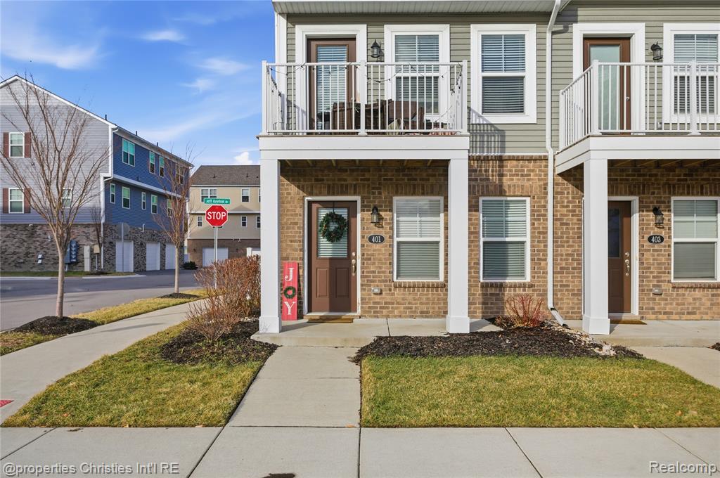 401 Jeff Keeton Drive, 40, Hazel Park, MI 48030 — front exterior