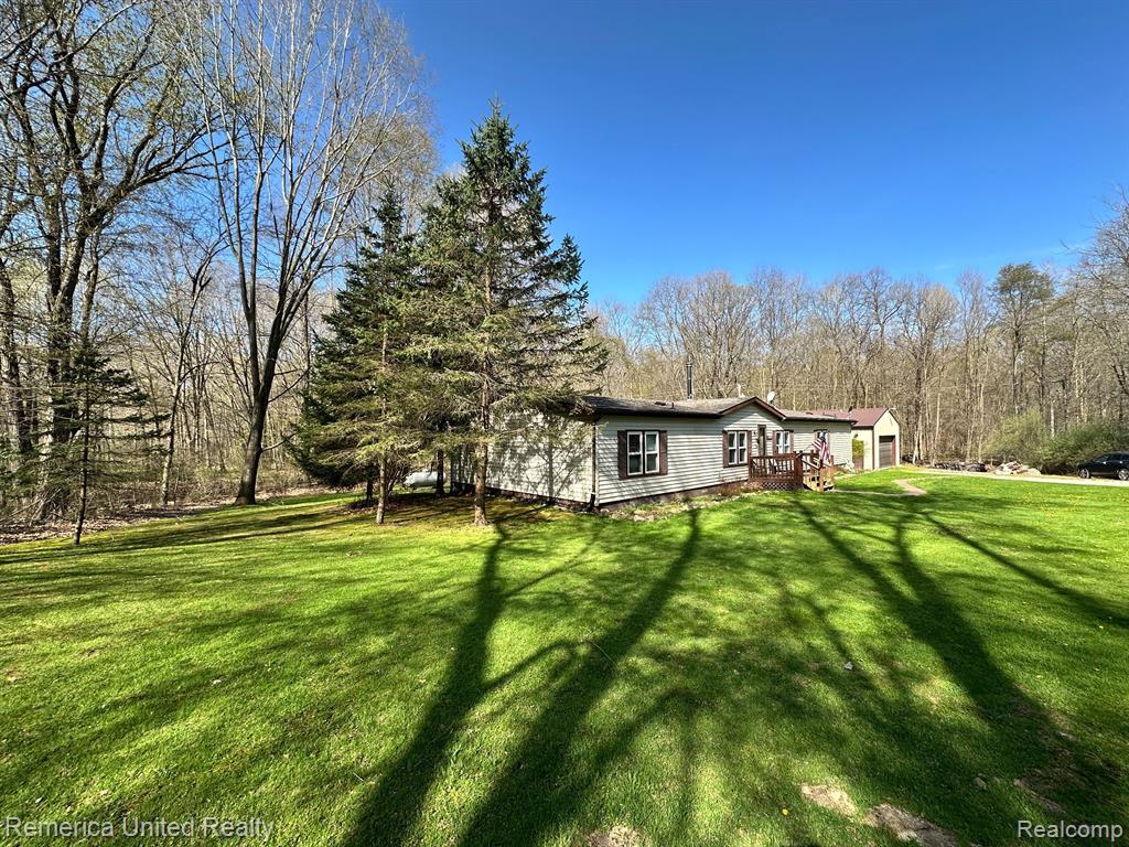 6565 W COON LAKE Road, Howell, MI 48843 — Photo 5