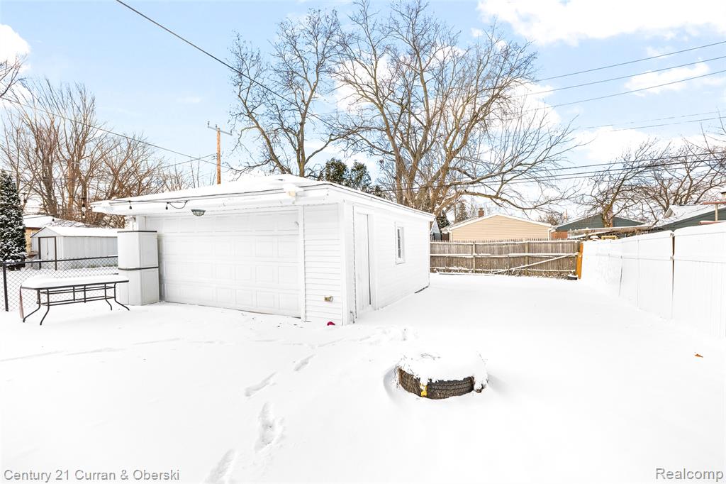 5955 N Silvery Lane, Dearborn Heights, MI 48127 — Photo 23