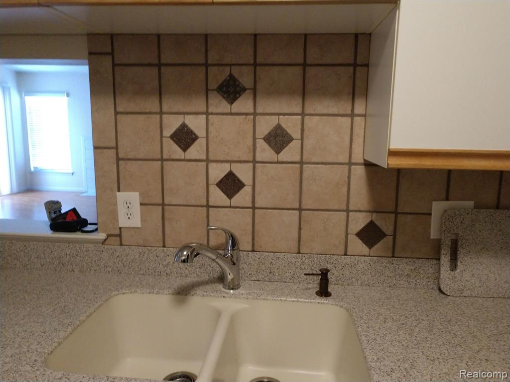 44857 MARIGOLD Drive, Sterling Heights, MI 48314 — Photo 14