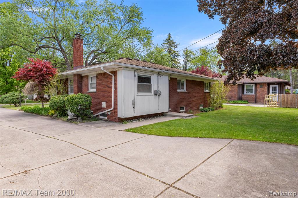 27143 Westland Road, Redford, MI 48240 — Photo 39