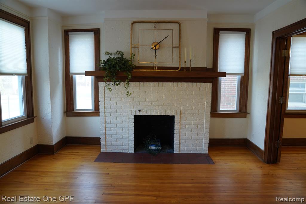 909 NOTTINGHAM Road, Grosse Pointe Park, MI 48230 — Photo 5