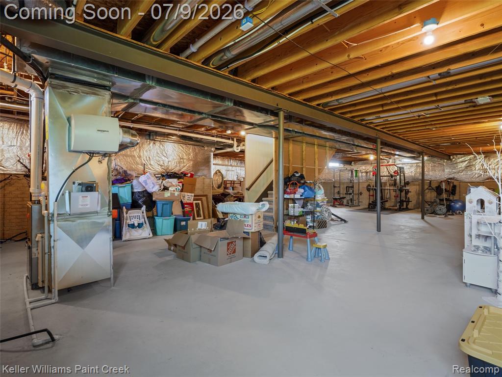 2100 Shane Court, Oxford, MI 48370 — Photo 32