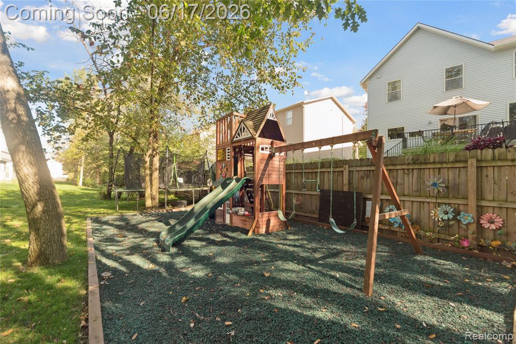 16939 Willowbrook Drive, Haslett, MI 48840 — Photo 58