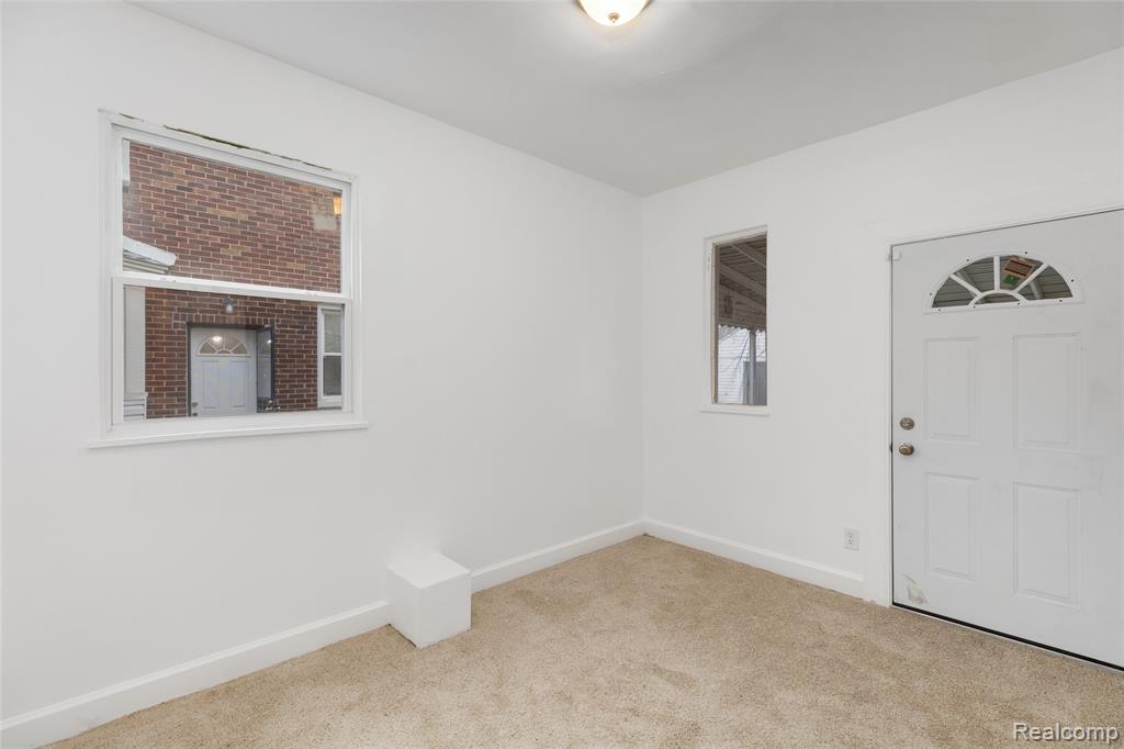 10900 Worden Street, Detroit, MI 48224 — Photo 21