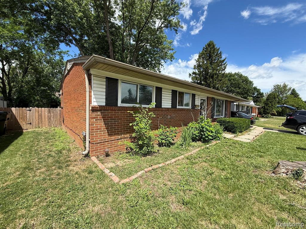 43105 Penny Drive, Sterling Heights, MI 48314 — Photo 13