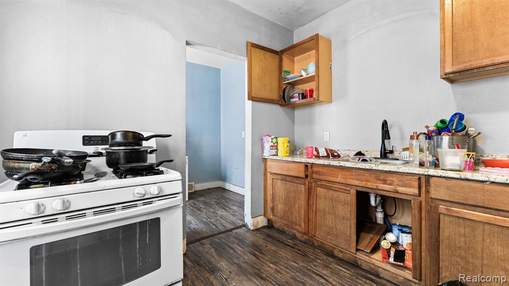 2951 Leslie Street, Detroit, MI 48238 — Photo 5