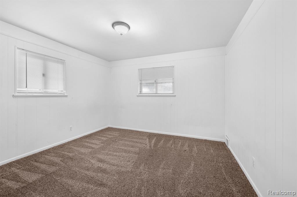 1009 BUICK Avenue, Ypsilanti, MI 48198 — Photo 11
