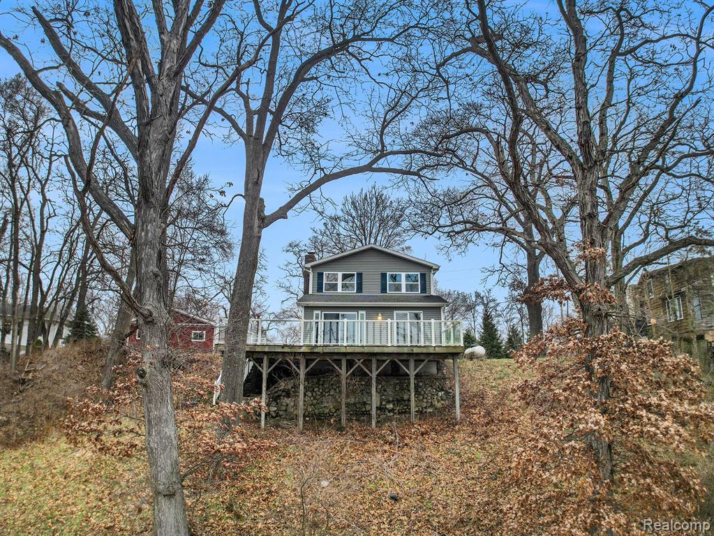 1296 LAKEVIEW Drive, Tipton, MI 49287 — Photo 30