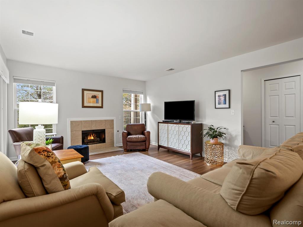 5288 BROOKEMONTE Circle, Rochester, MI 48306 — Photo 7