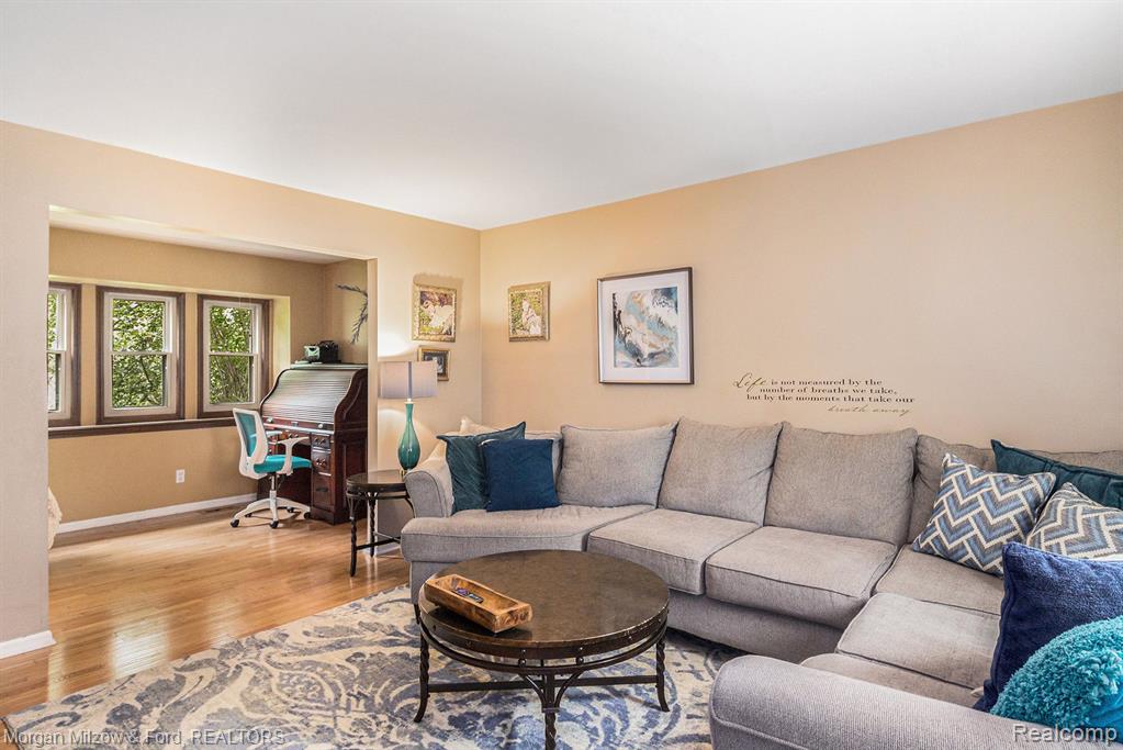 5010 Parview Drive, Clarkston, MI — Photo 5