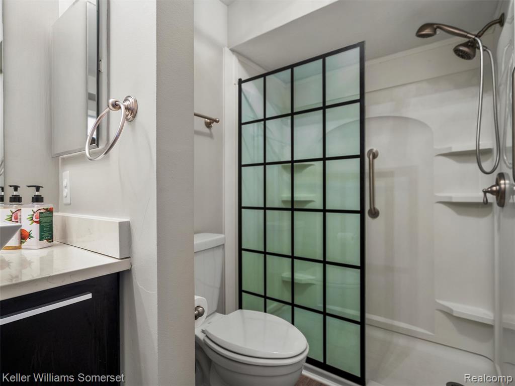 773 E Fox Hills Drive, Bloomfield Hills, MI 48304 — Photo 14