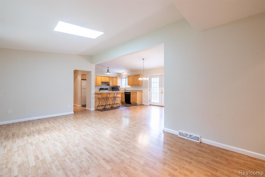 9920 DEXTER PINCKNEY Road, Pinckney, MI 48169 — Photo 14