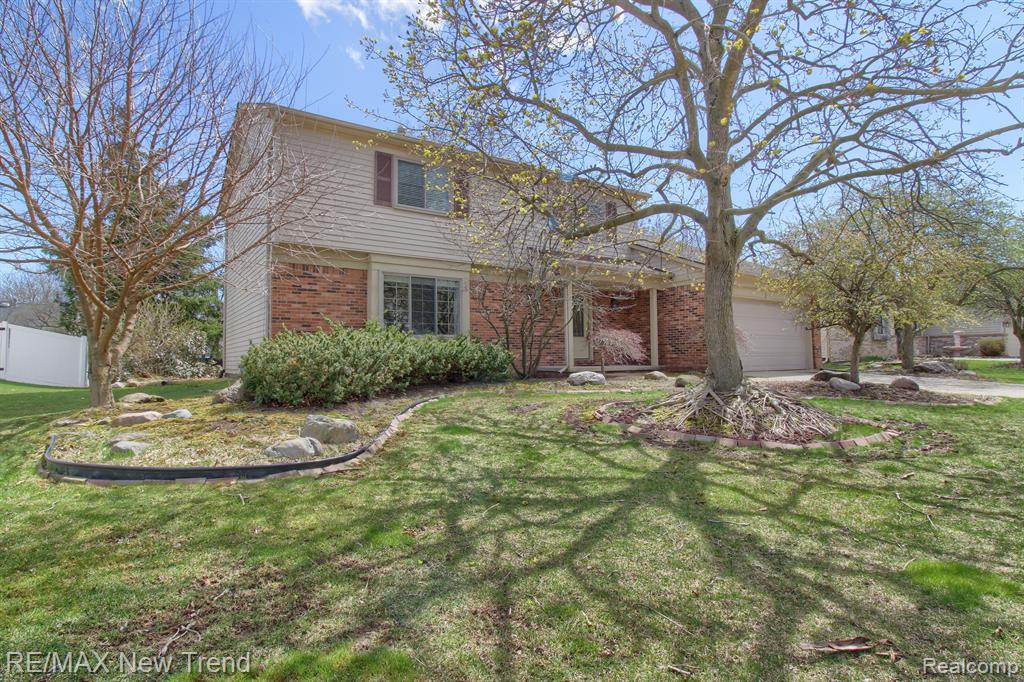 24802 SARAH FLYNN, Novi, MI — Photo 2