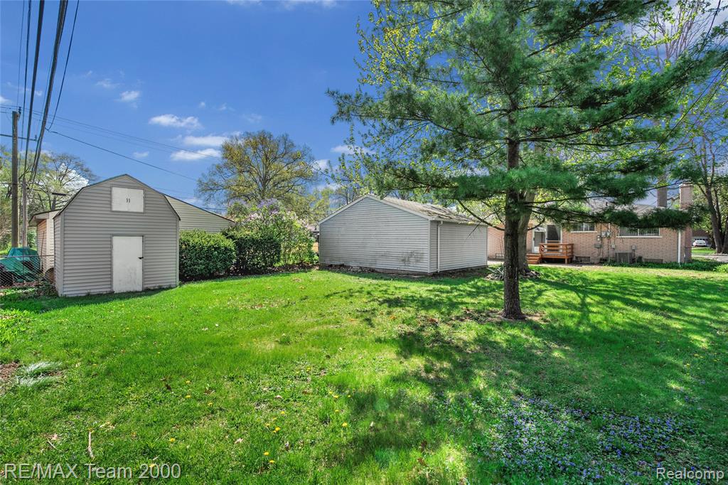 33622 Bock Street, Garden City, MI — Photo 38