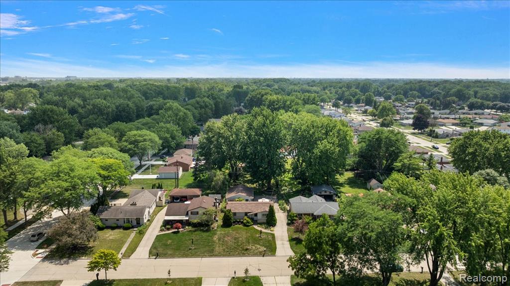 5242 Mansfield Avenue, Sterling Heights, MI 48310 — Photo 44