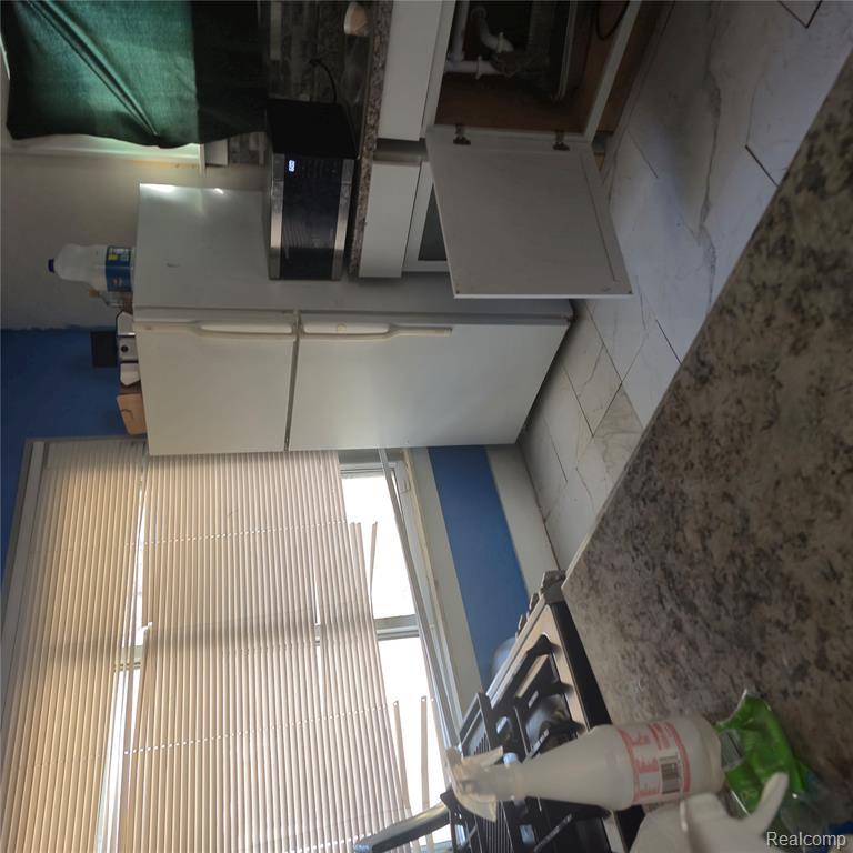 9360 Cheyenne Street, Detroit, MI 48228 — Photo 3