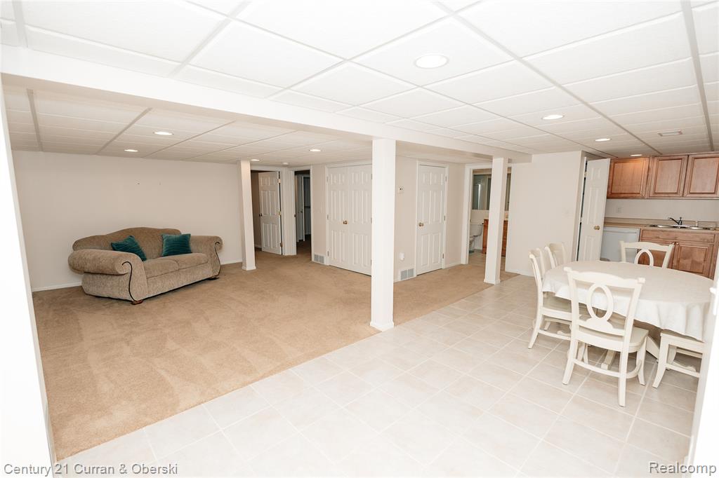 22664 Woodcreek Drive, 93, Taylor, MI 48180 — Photo 12