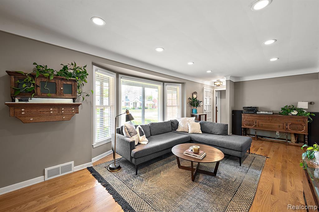 4402 Amherst Road, Royal Oak, MI 48073 — Photo 5