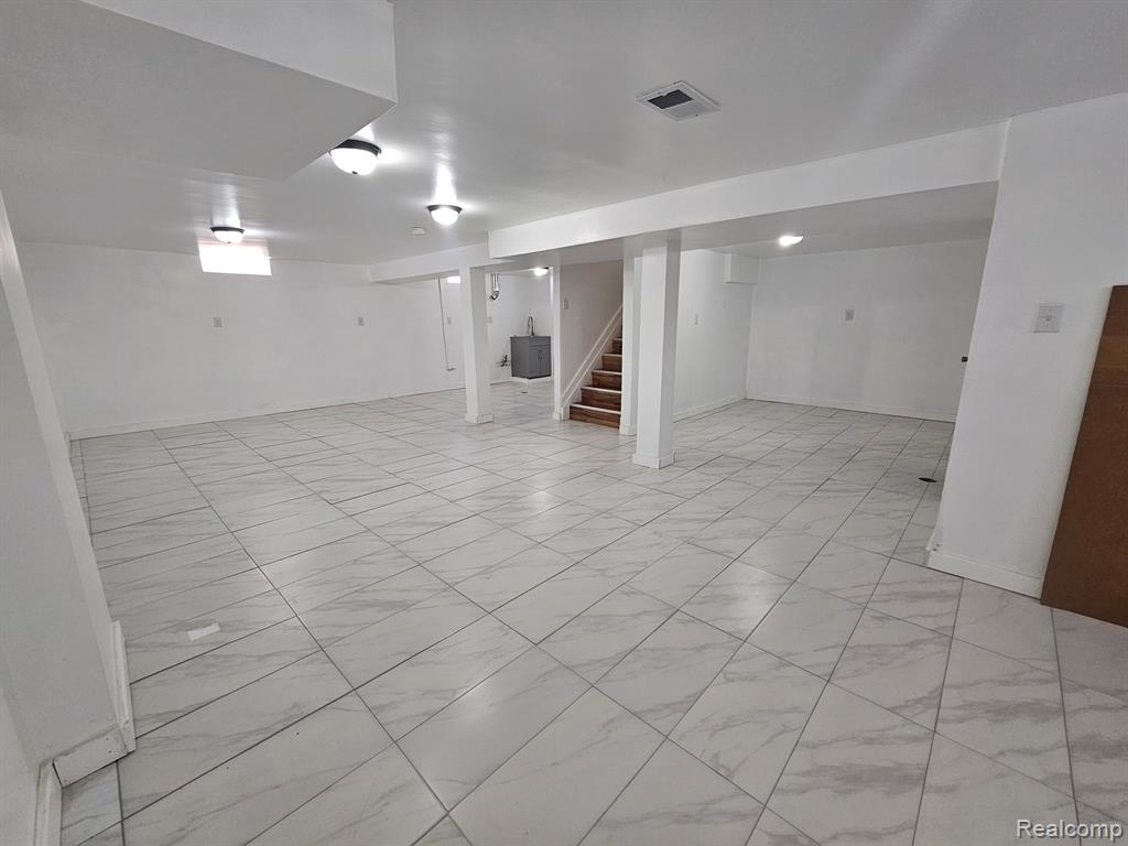 4055 17TH Street, Wyandotte, MI 48192 — Photo 34