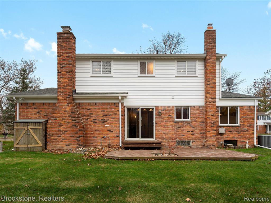 5628 PATTERSON Drive, Troy, MI 48085 — Photo 3