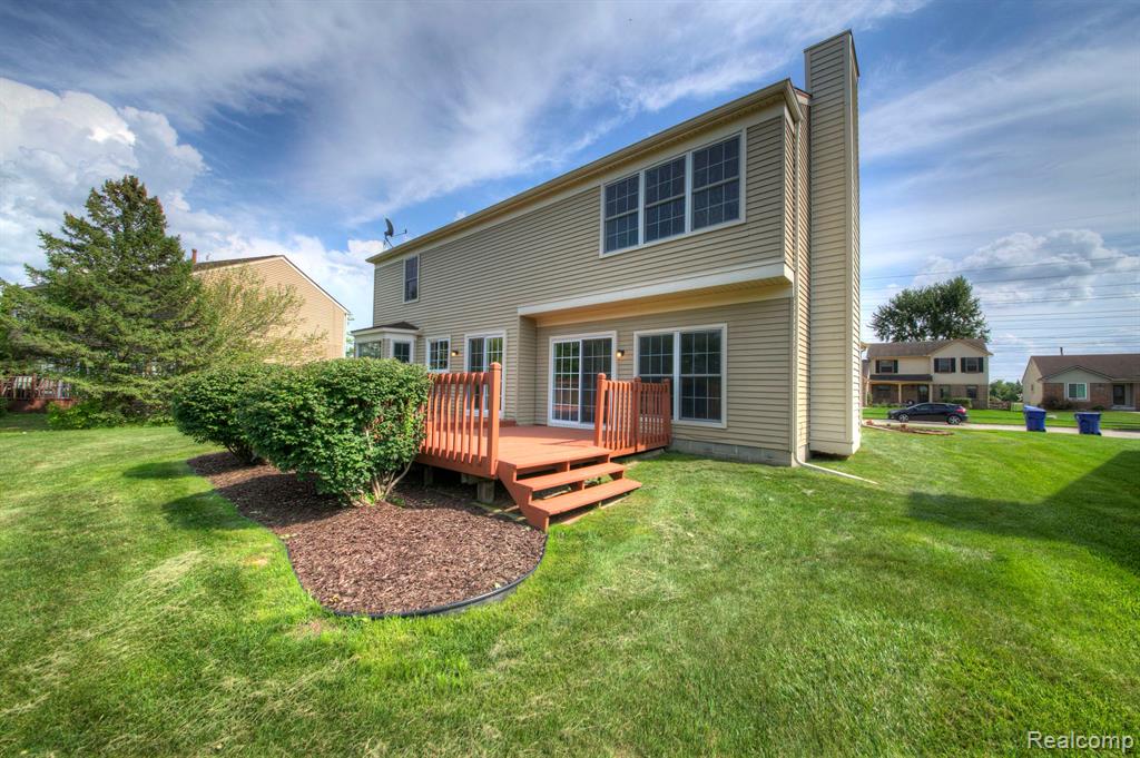 44914 FAIR OAKS Drive, Canton, MI 48187 — Photo 39