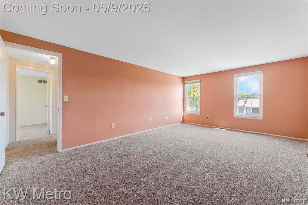 477 Coldiron Drive, Rochester Hills, MI 48307 — Photo 31