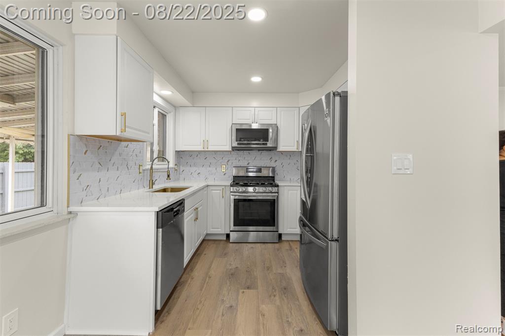 7001 Belton ST Street, Garden City, MI — Photo 16