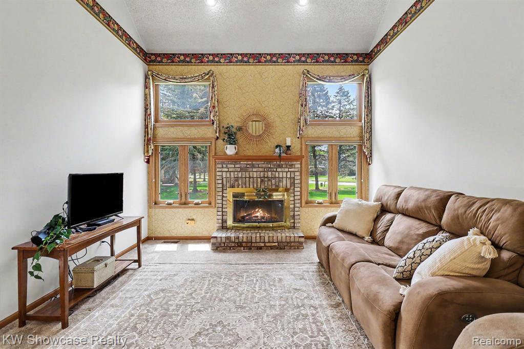 10100 Abrams, Brighton, MI 48114 — Photo 3