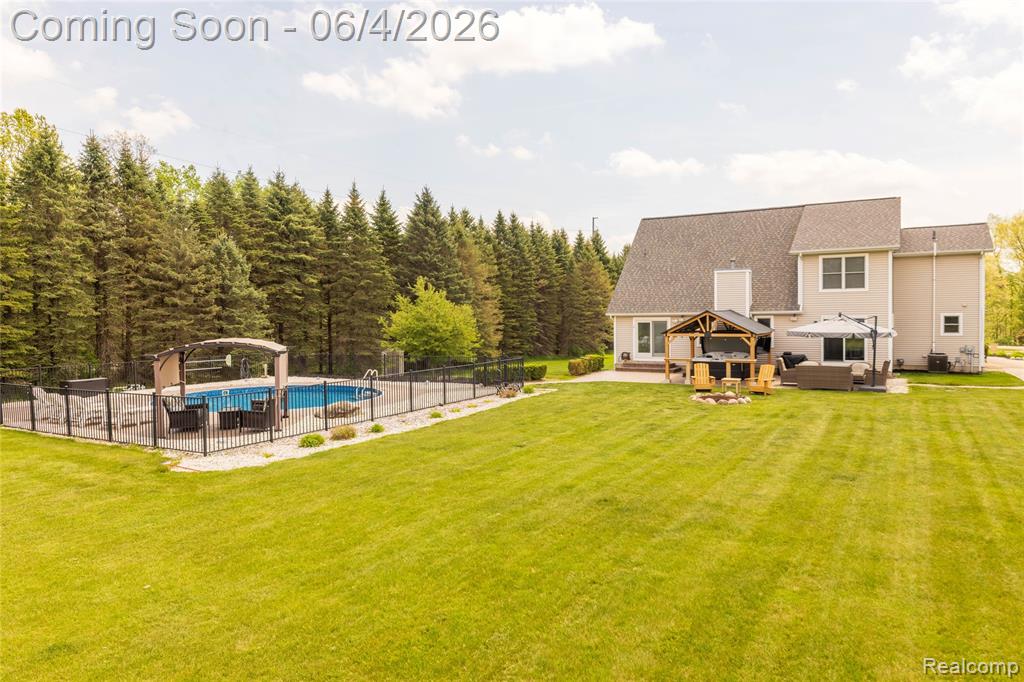 12621 Golden Oaks Drive, Milford, MI 48380 — Photo 18