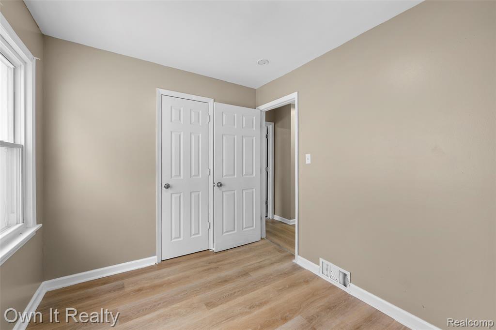 6459 Brace Street, Detroit, MI 48228 — Photo 15