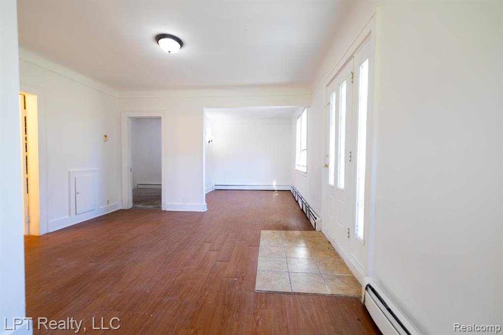 6015 Mayburn Street W, Dearborn Heights, MI 48127 — Photo 6