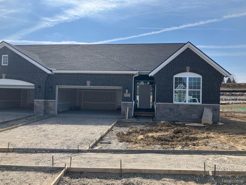 61627 Empire Road, South Lyon, MI, 48178