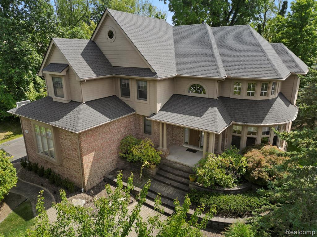 7253 CARLYLE, West Bloomfield, MI — Photo 2
