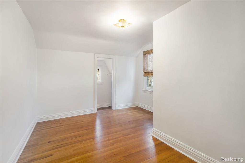 5 WENONAH Drive, Pontiac, MI 48341 — Photo 19