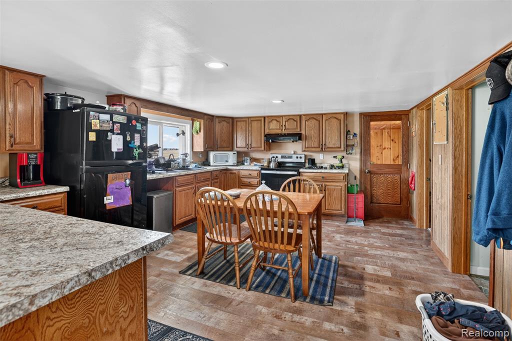 5660 Tittabawassee Road, Saginaw, MI 48604 — Photo 7
