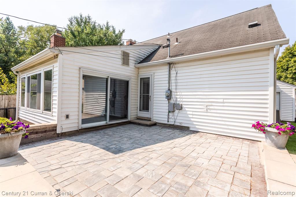 1022 CANTERBURY Street, Northville, MI 48167 — Photo 30