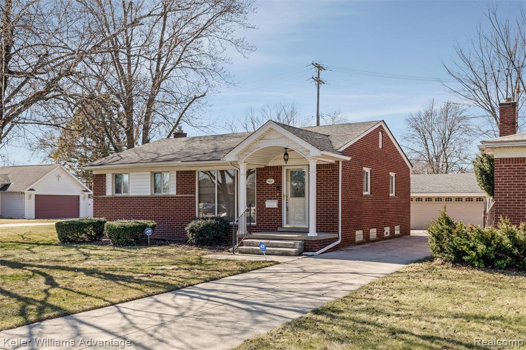 4652 Parker Street, Dearborn Heights, MI 48125 — front exterior