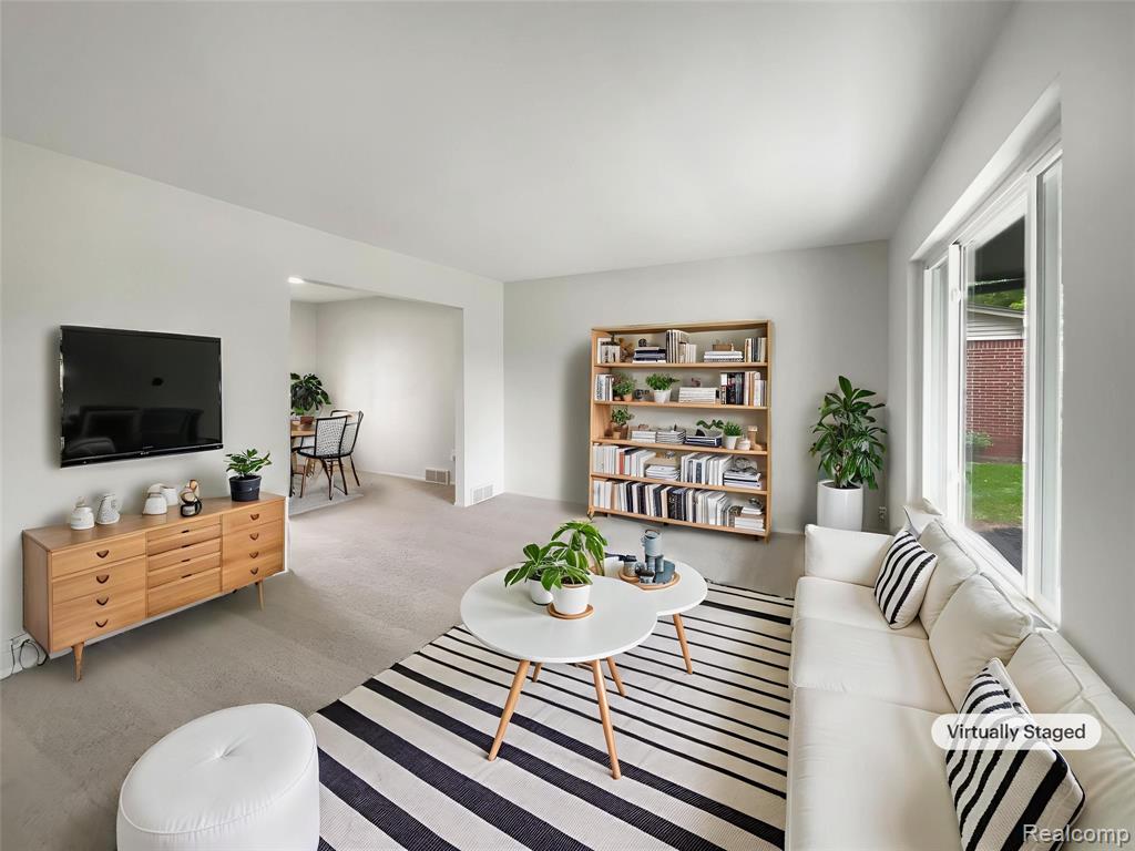 4273 Bieber Drive, Sterling Heights, MI 48310 — Photo 2