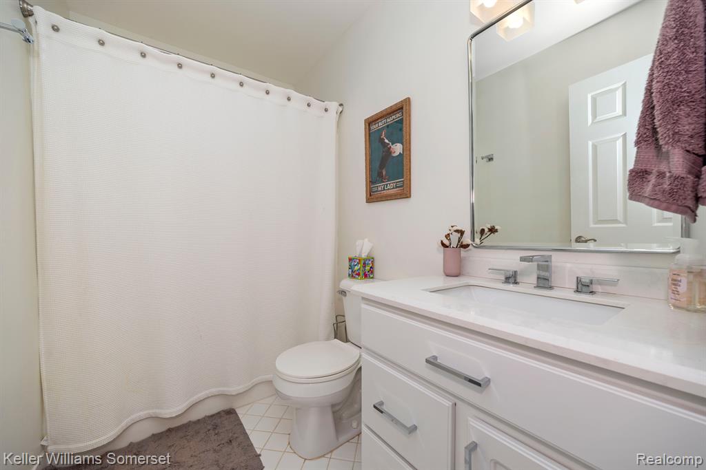 9732 FOREST RIDGE Drive, Clarkston, MI 48348 — Photo 19