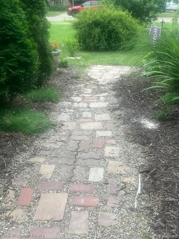 906 MAIN Street, Fenton, MI 48430 — Photo 14