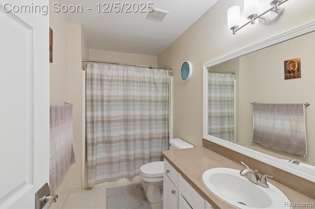 41512 Pheasant Creek Drive, Canton, MI 48188 — Photo 31