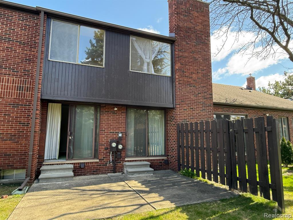 11 KIMBERLY Lane, 54, Dearborn, MI 48120 — Photo 16