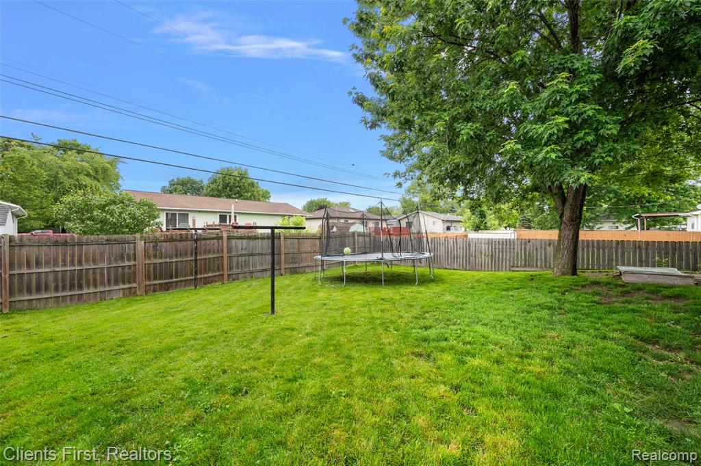 840 Saint James Street, Marysville, MI 48040 — Photo 4