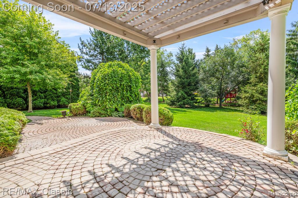 45450 Fountain View Drive, Canton, MI 48188 — Photo 50