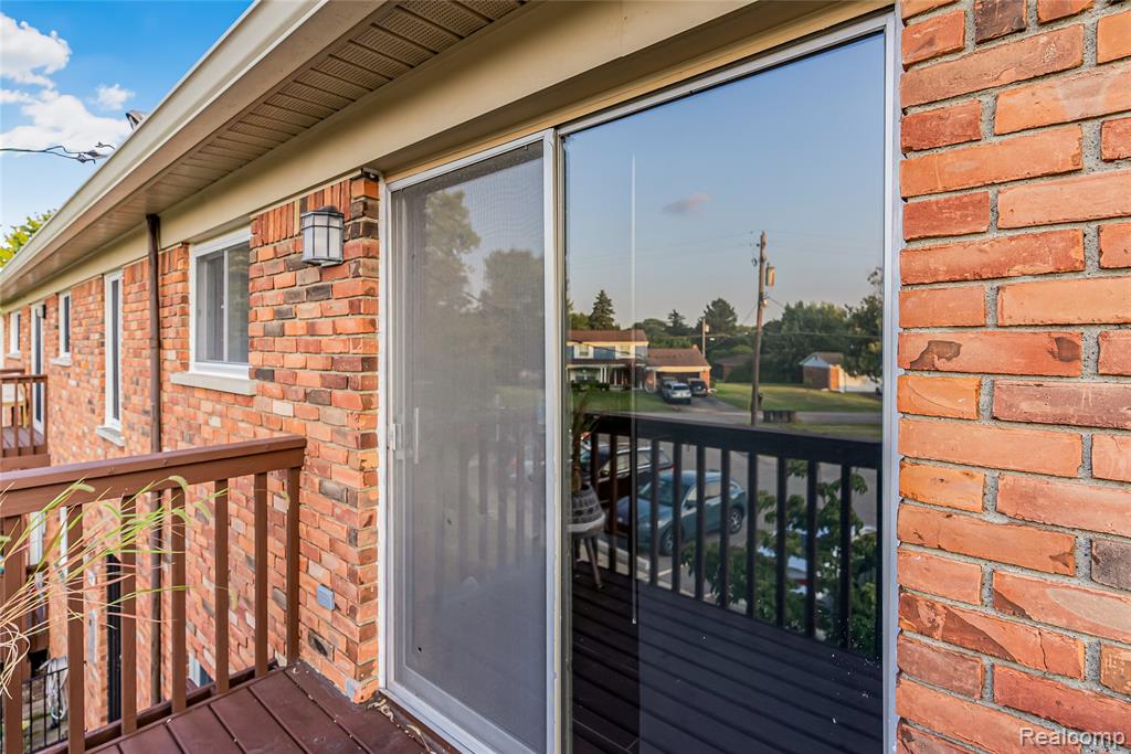 42266 Woodward Avenue, Bloomfield Hills, MI 48304 — Photo 30