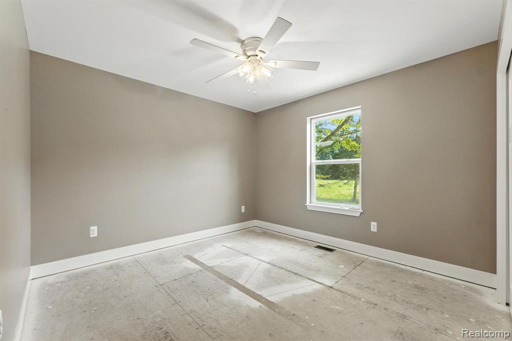 108 N Lester Street, Capac, MI 48014 — Photo 19