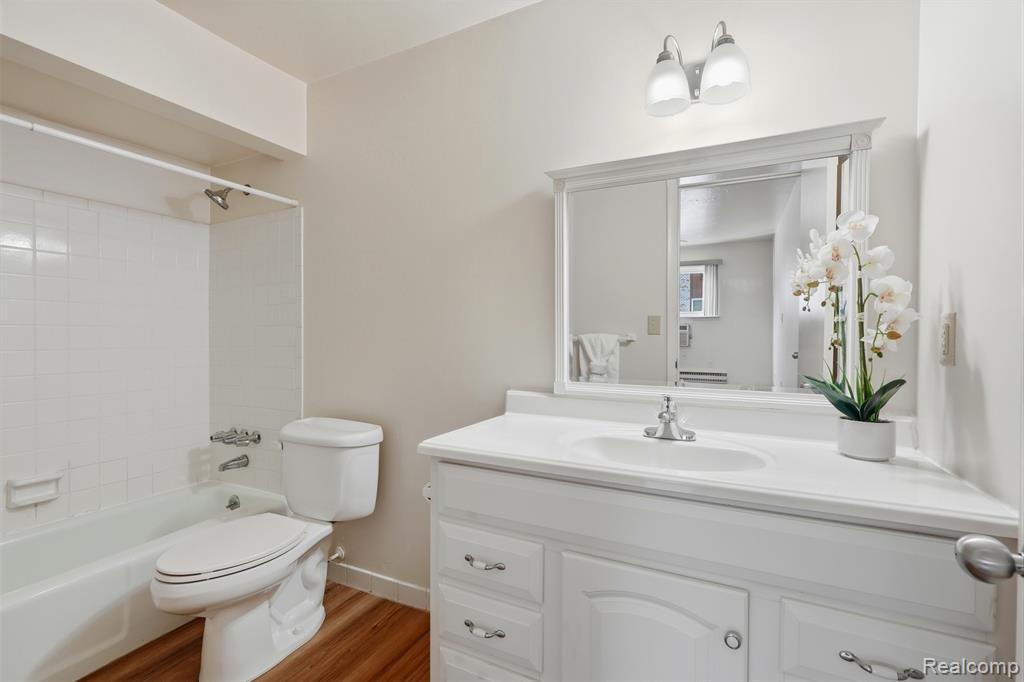 7325 Woodview Street, 1, Westland, MI — Photo 20